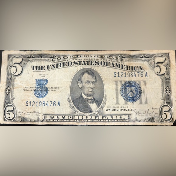 1934 D $5 Bill – Rare Vintage U.S. Currency in Excellent Condition - Picture 1 of 2